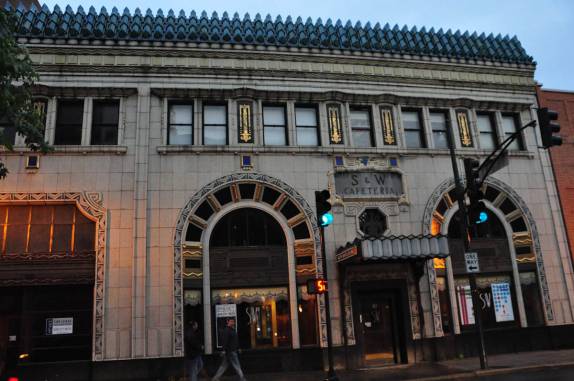 A pomposa arquitetura do centro histórico de Asheville, na Carolina do Norte, Estados Unidos